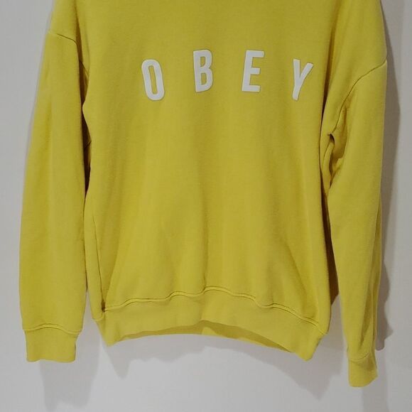 Obey xs yellow sweater - Picture 3 of 6